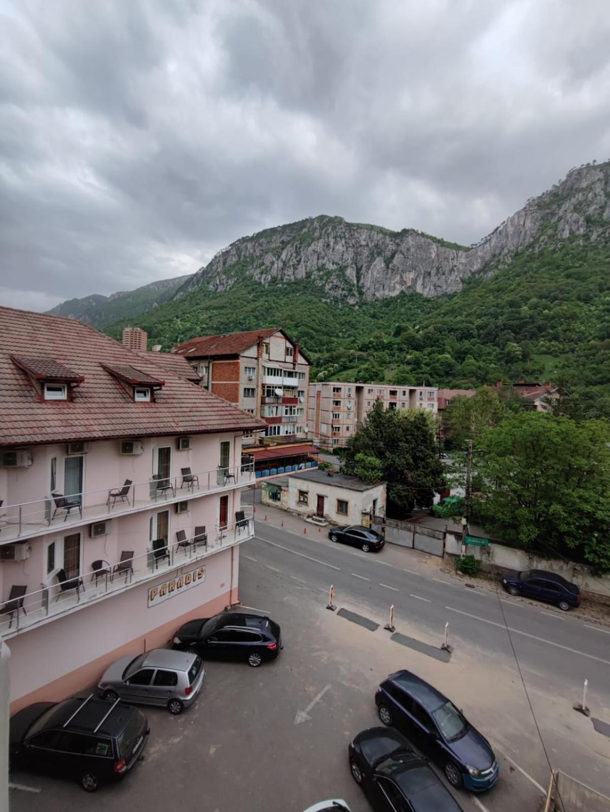Pensiunea Paradis Băile Herculane Zewnętrze zdjęcie